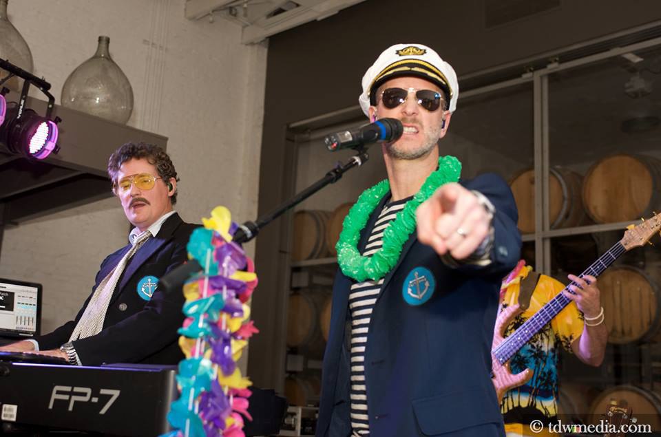 1601452_654097274637065_1528987180_n